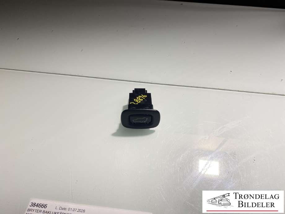 Bryter baklukeåpner til Mitsubishi Outlander 2015-->> (Type III, Fase 2)  (8616A009|)