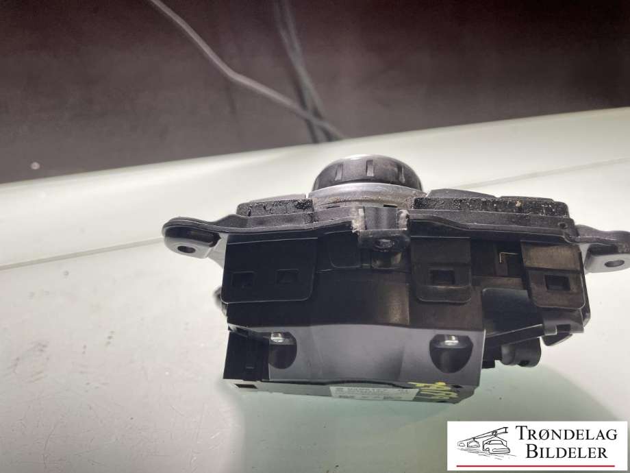 Bilstereo betjeningspanel til BMW 3-Serie 2005-2011 (E90/E91/E92/E93) (E90/E91/E92/E93) (65 82 9 240 956|65 82 9 334 611|)