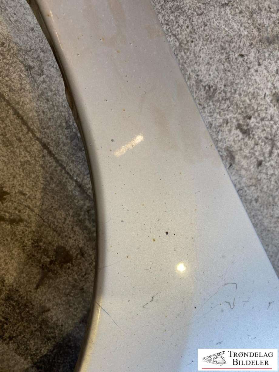 Skjerm høyre foran til Nissan Leaf 2011-2017 (Type I)  (F3100-3NLMA|)