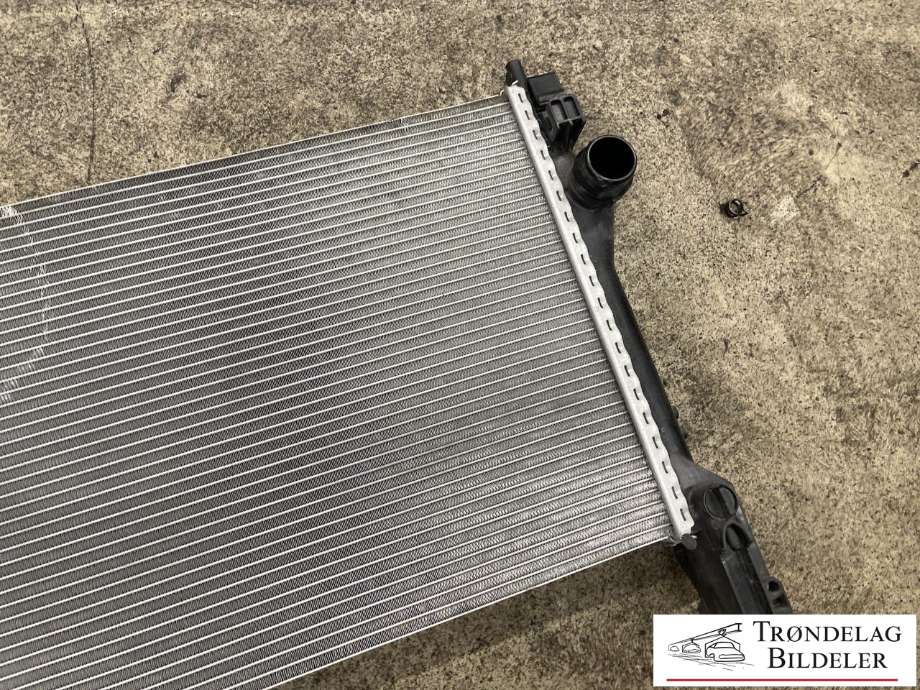 Radiator (automat gir) til Volvo V60 / V60 CC 2018-->> (Type II)  (32224829|)
