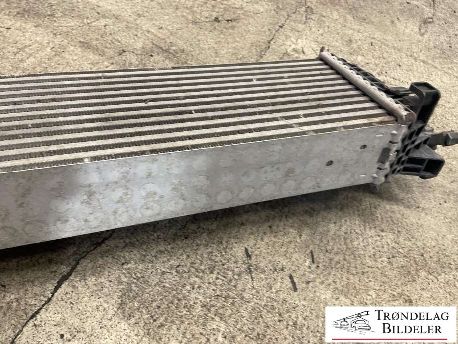 Intercooler til Volvo V60 / V60 CC 2018-->> (Type II) (32249741|)