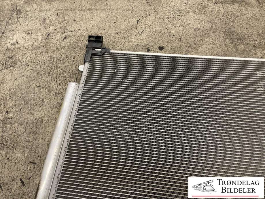 Aircondition radiator til Toyota Hilux 2016-2020  (884740K030|)