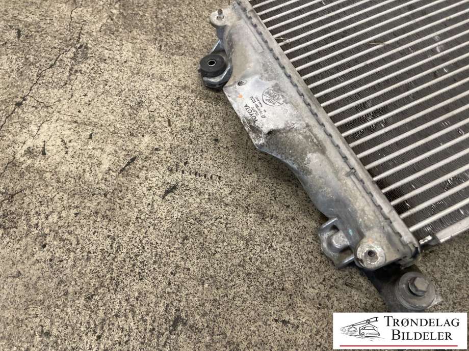 Intercooler til Toyota Hilux 2012-2016  (179400L070|TG127000-1070|)