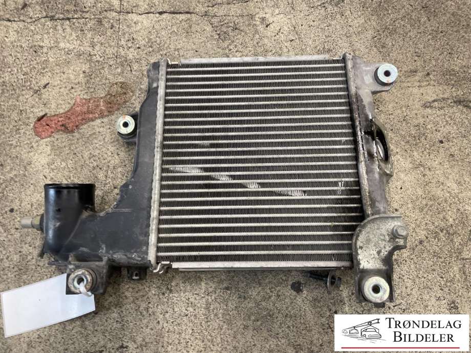 Intercooler til Toyota Hilux 2012-2016  (179400L070|TG127000-1070|)