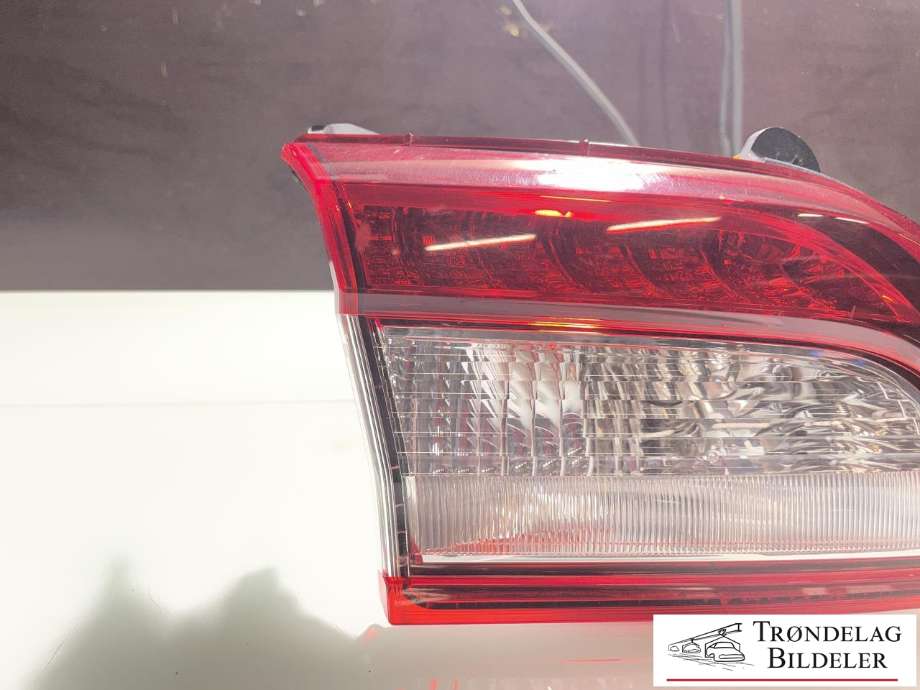 Baklykt venstre indre til Subaru Outback 2015-2020 (Type V) (84912AL080|)
