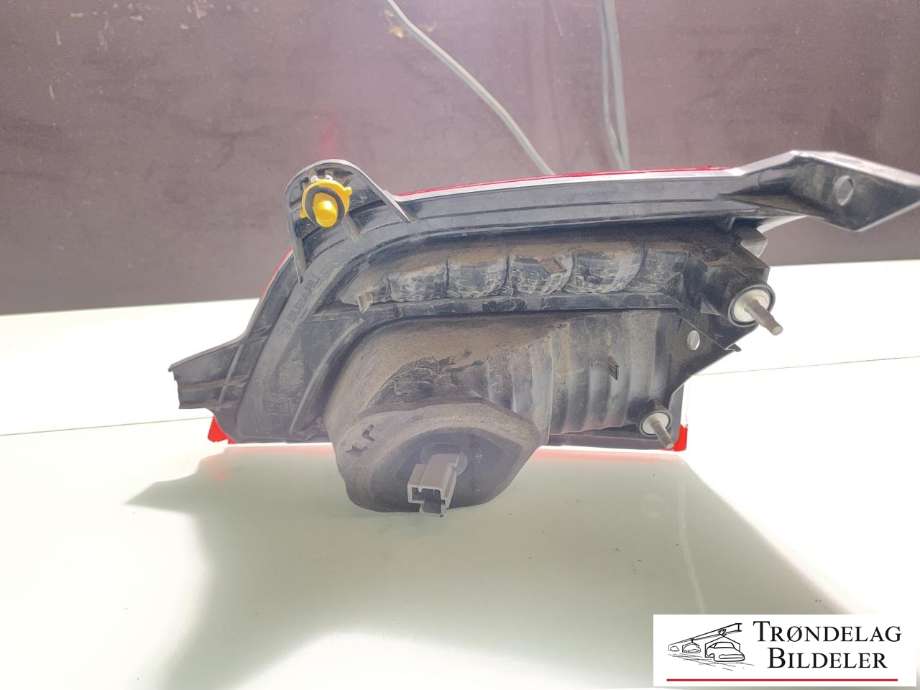Baklykt venstre indre til Subaru Outback 2015-2020 (Type V) (84912AL080|)