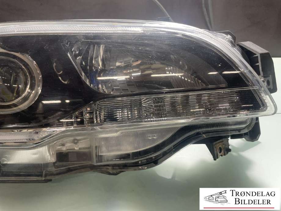 Frontlykt høyre full-LED til Subaru Outback 2015-2020 (Type V) (84002AL020|)