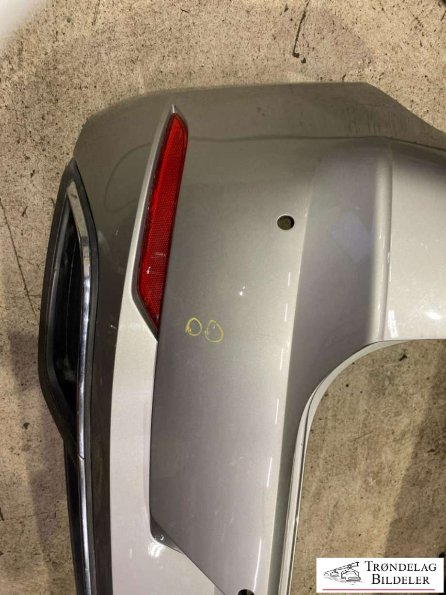 Støtfanger bak til VW e-Golf 2017-2020 (Fase 2) (5G6 807 417 BQ|5G6 807 568 R|)