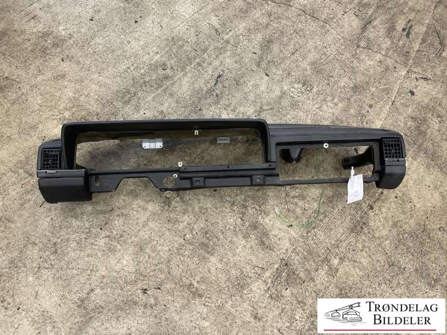 Dashbord til Volvo 240, 1988-1993  