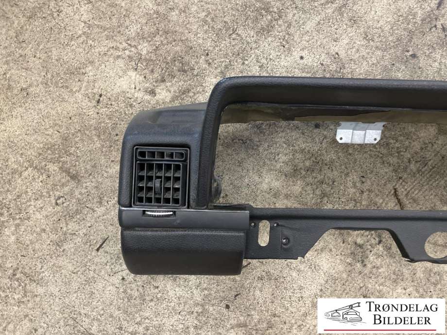 Dashbord til Volvo 240 1988-1993