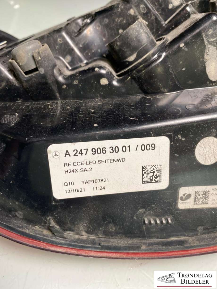 Baklykt høyre til Mercedes EQA 2021-->>  (A 247 906 30 01|A 247 906 30 01 28|)