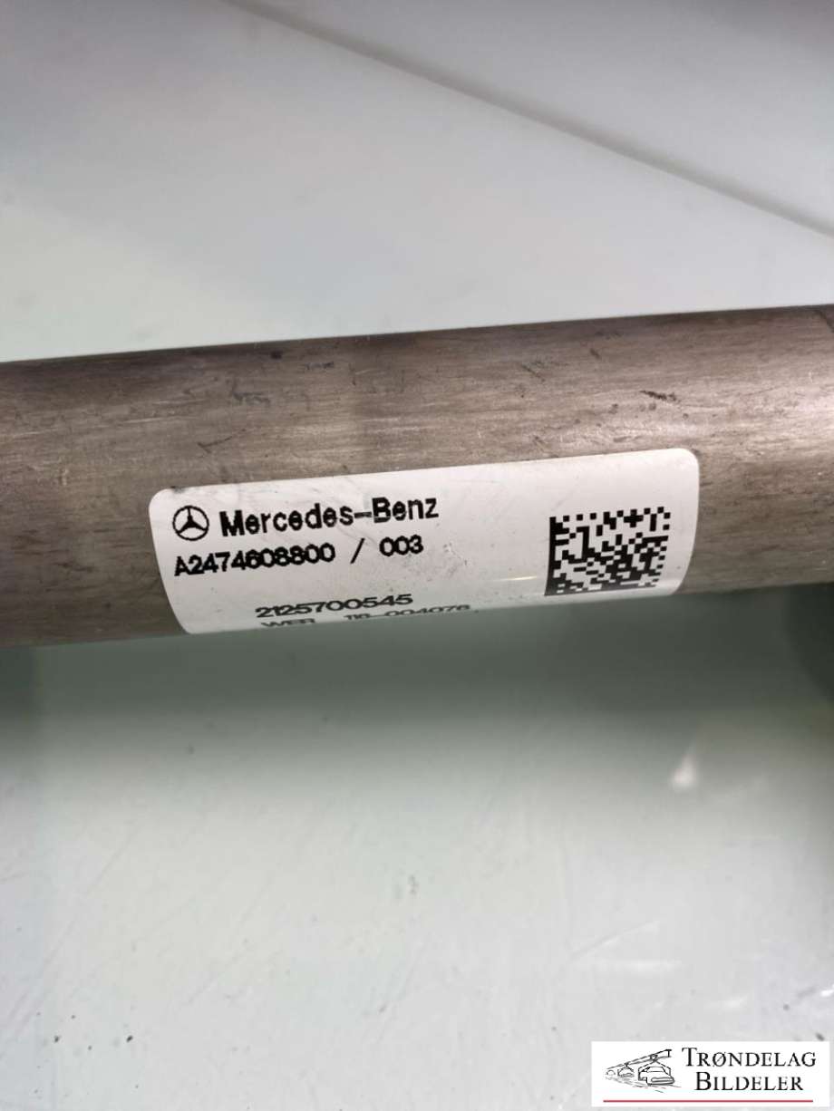 Rattaksel til Mercedes EQA 2021-->>  (A 177 460 27 00|)