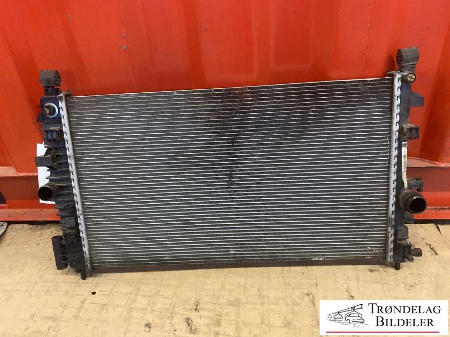 Radiator (automat gir) til Opel Insignia A 2014-2017  (13437343|39086762|)