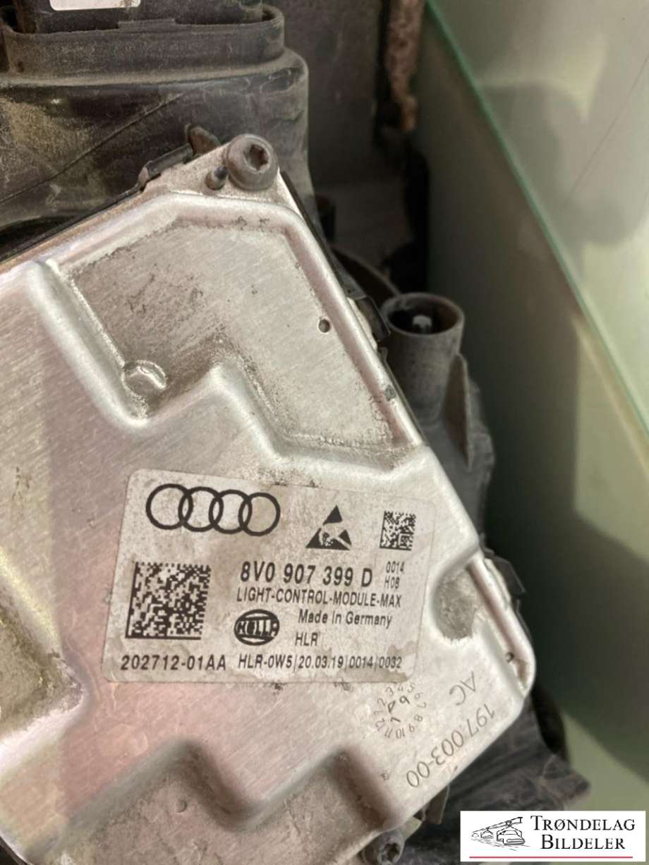 Frontlykt høyre full-LED til VW e-Golf 2017-2020 (Fase 2) (5G1 941 114 B|)