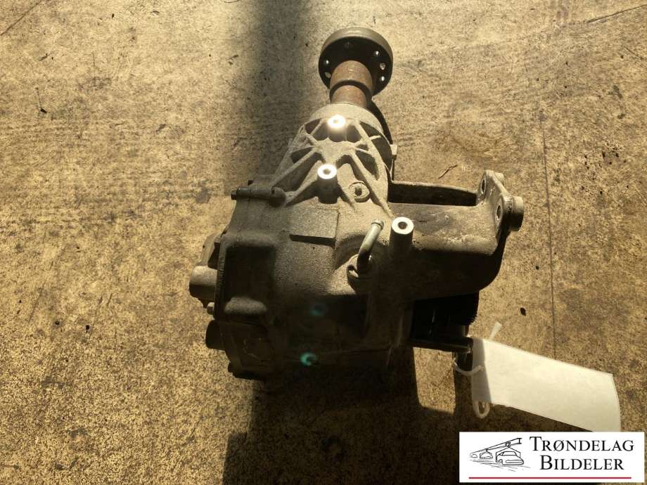 Kardang klokke foran til Ford Kuga 2013-2019  (2215448|CV61-7L486-JH|)