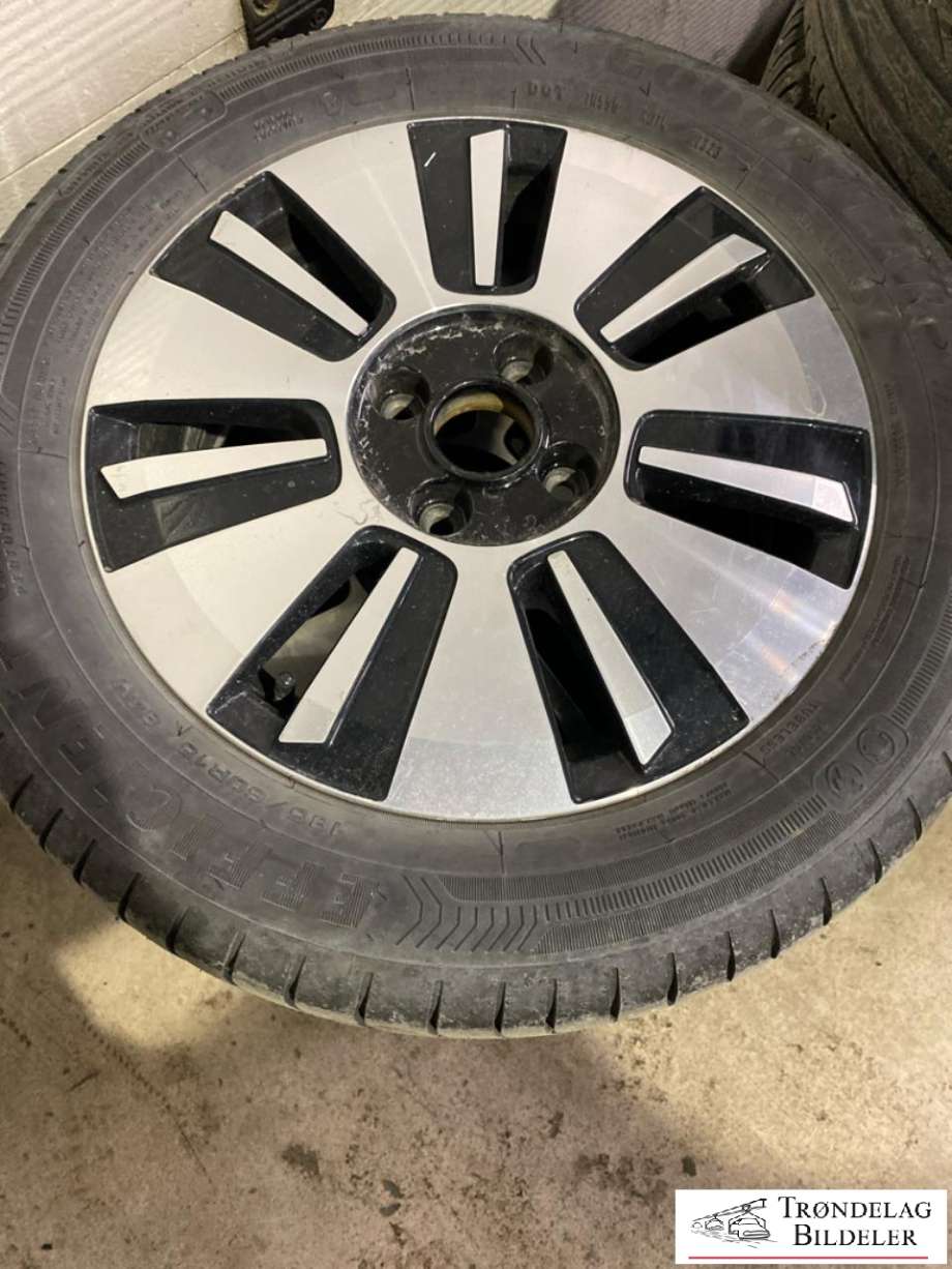 Hjulsett aluminium sommer til VW Up, 2012-2019  (185/60-15 84H 5J15 4X100/ET35/CB57|1MM)