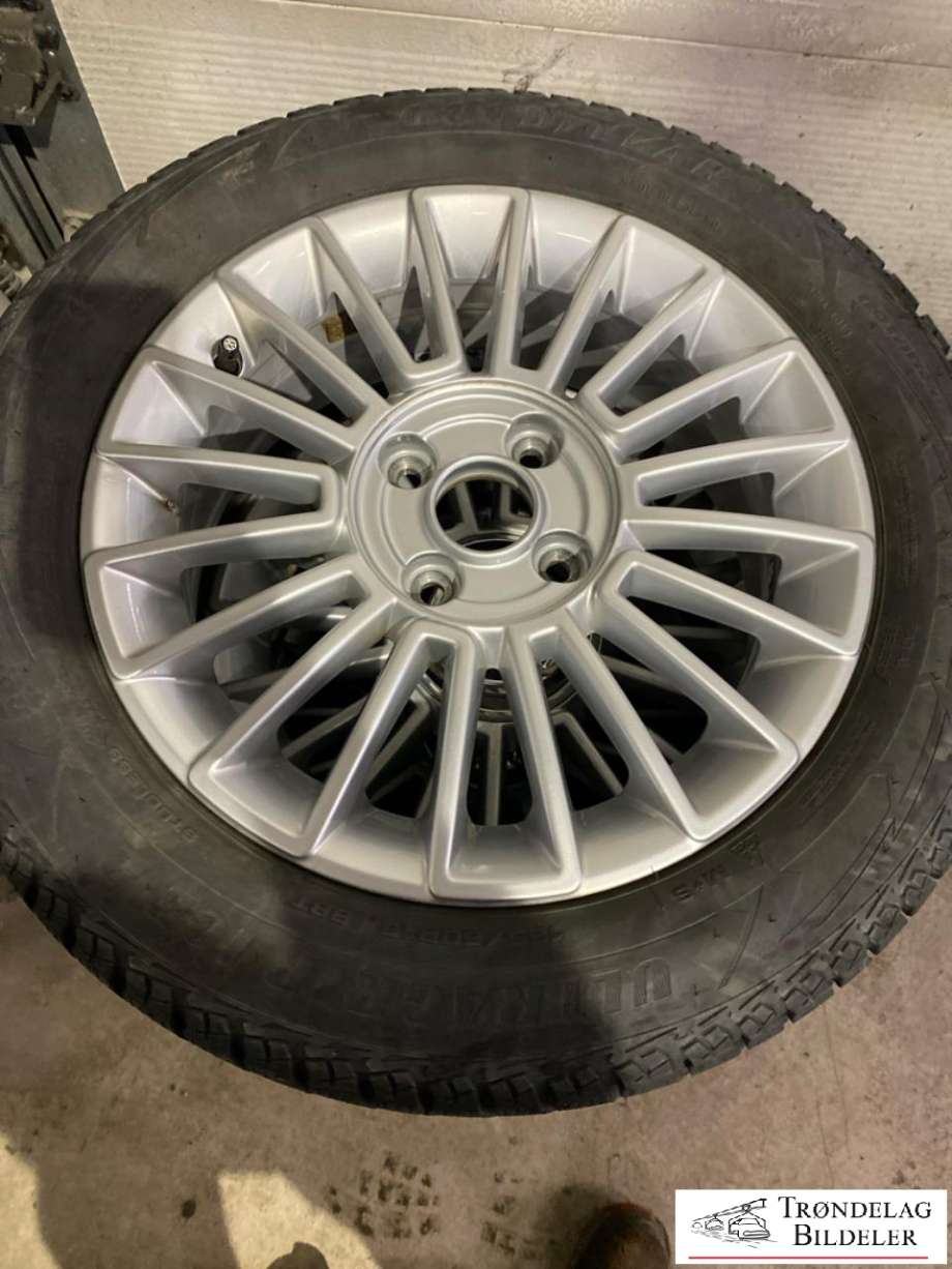 Hjulsett aluminium vinter til VW Up, 2012-2019  (GOODYEAR ULTRAGRIP ICE 2|186/60-15 88T| 5|5J15/ET41/CB57|1MM)
