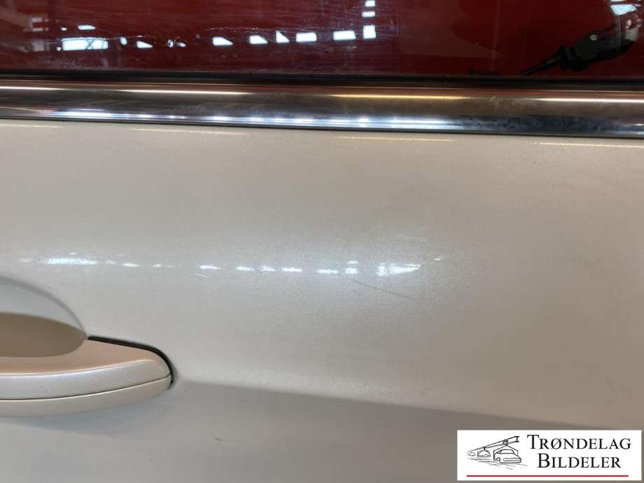 Dør høyre foran til Ford Kuga 2013-2019  (2387793|GV41-S20124-AH|)