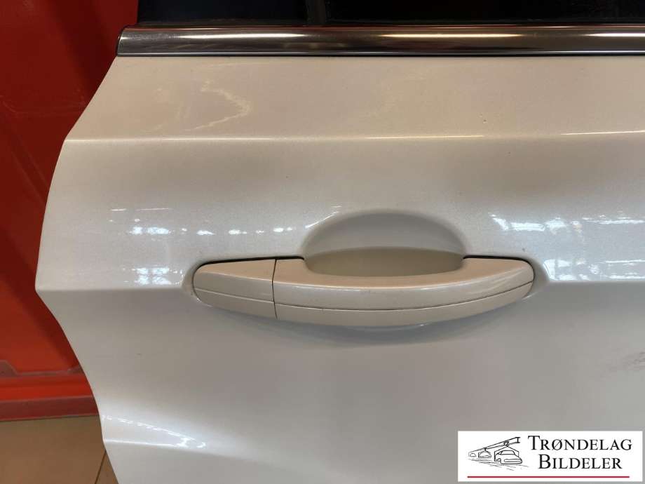 Dør høyre bak til Ford Kuga 2013-2019  (2413515|GV41-S24630-AH|)