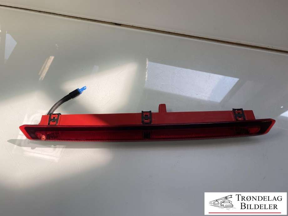 Baklykt bremselys bakrute til Ford Kuga 2013-2019  (2251160|CJ54-13A601-AE|)