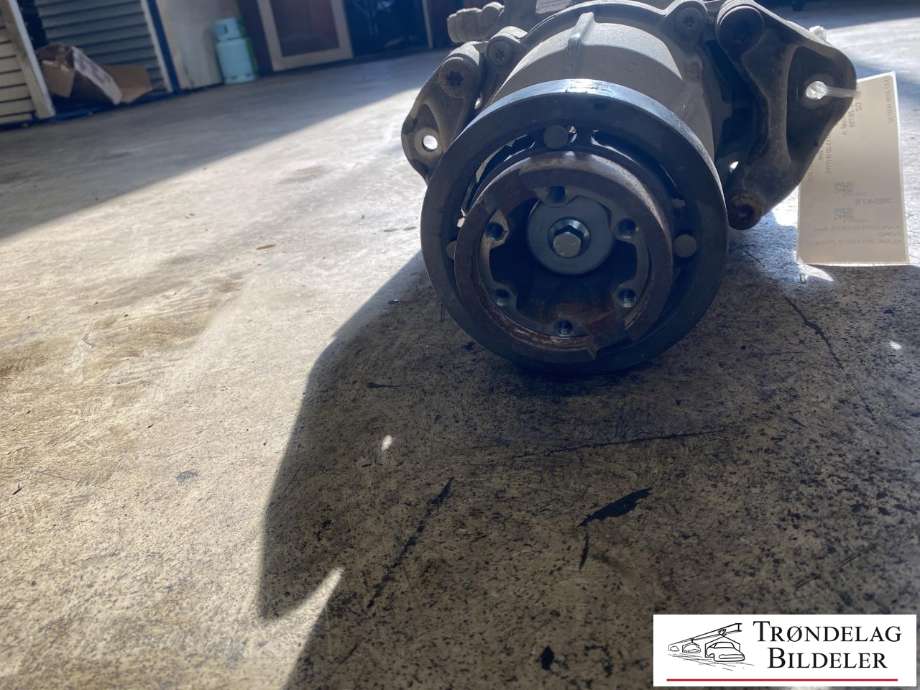 Kardang klokke bak til Ford Kuga 2013-2019 (2629518|RMCV6W-4000-DB|)