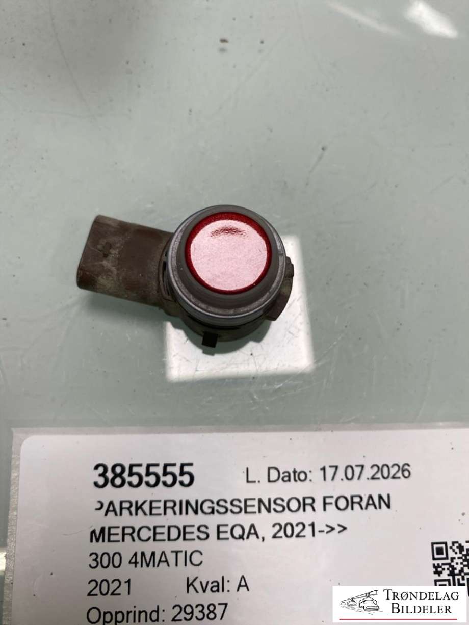 Parkeringssensor foran til Mercedes EQA 2021-->>  (A 000 905 56 04  3993|)