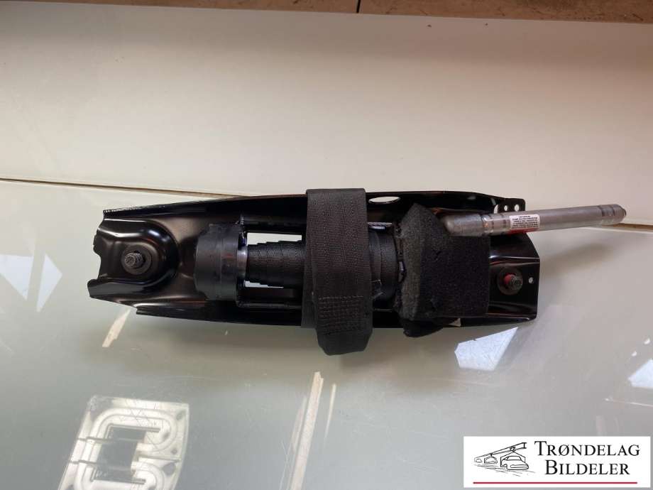 Sikkerhetsbelte foran høyre til Volvo V70, 2007-2013 (Type III, Fase 1) (39811480)