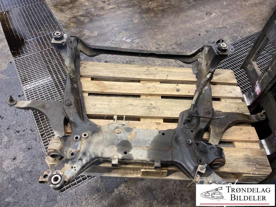 Travers foran hoved til Volvo V70 2007-2013 (Type III, Fase 1) (31406808|)