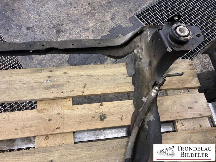 Travers foran hoved til Volvo V70 2007-2013 (Type III, Fase 1) (31406808|)