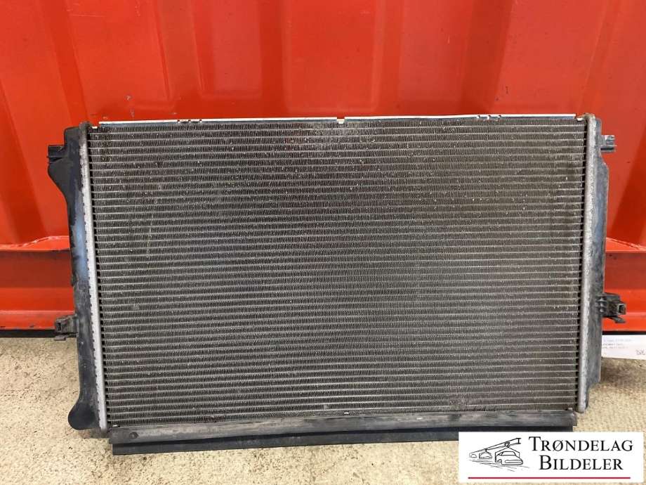 Radiator (automat gir) til Škoda Octavia 2017-2020 (Type III, Fase 2)  (5Q0 121 251 GD|5Q0 121 251 GQ|)