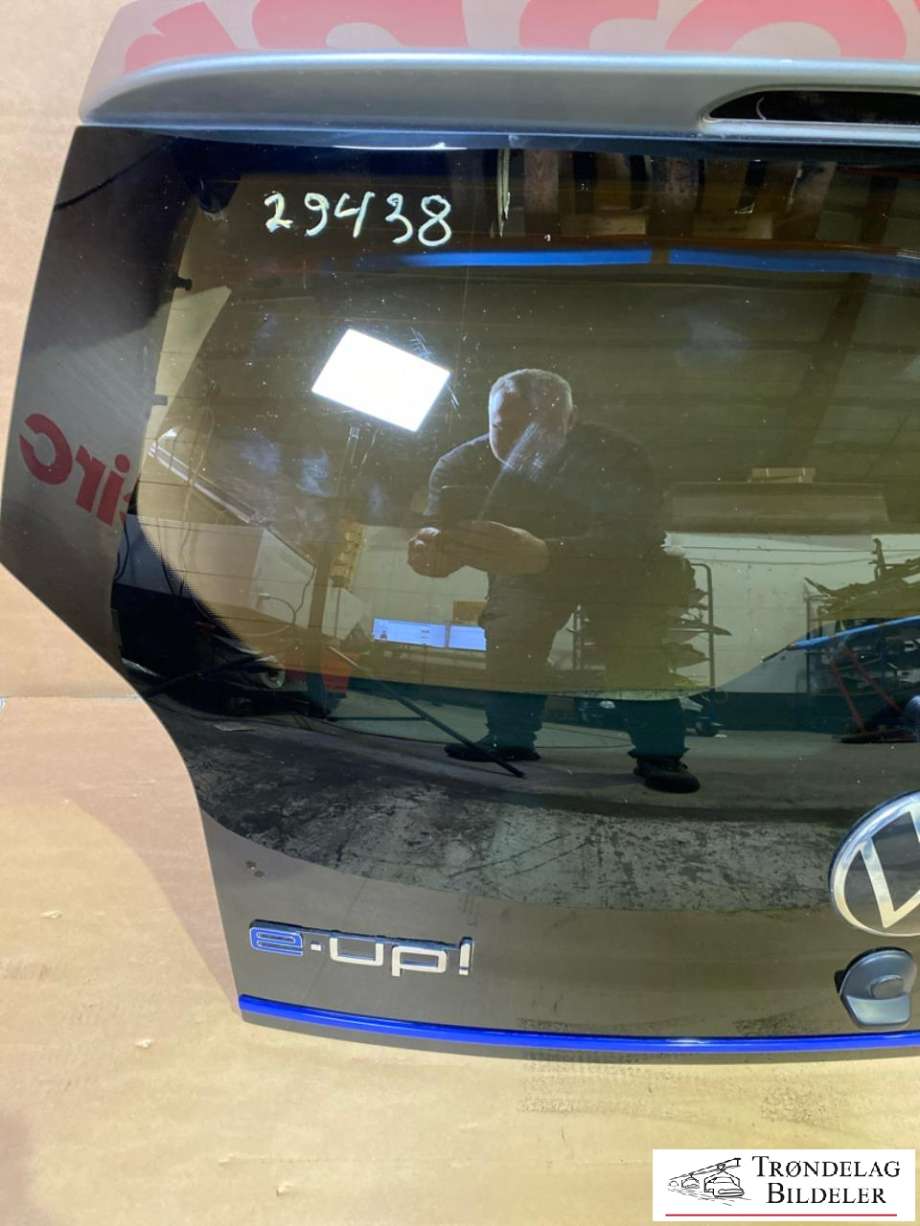 Bakluke til VW E-Up 2019-->>  (1S6 827 025 G|)