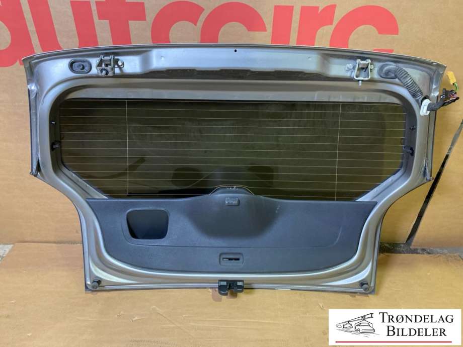 Bakluke til VW E-Up 2019-->>  (1S6 827 025 G|)