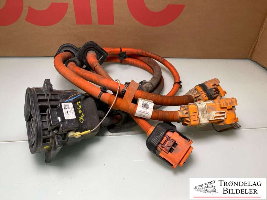 Batterilader inntak/luke til Audi e-tron 2018-->> (4KL 971 093 S|4KL 971 093 K|)