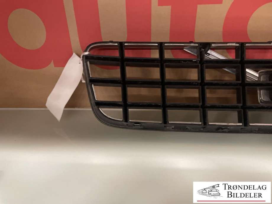 Grill til Volvo XC90 2002-2006 (Type I, Fase 1)  (8620641|)