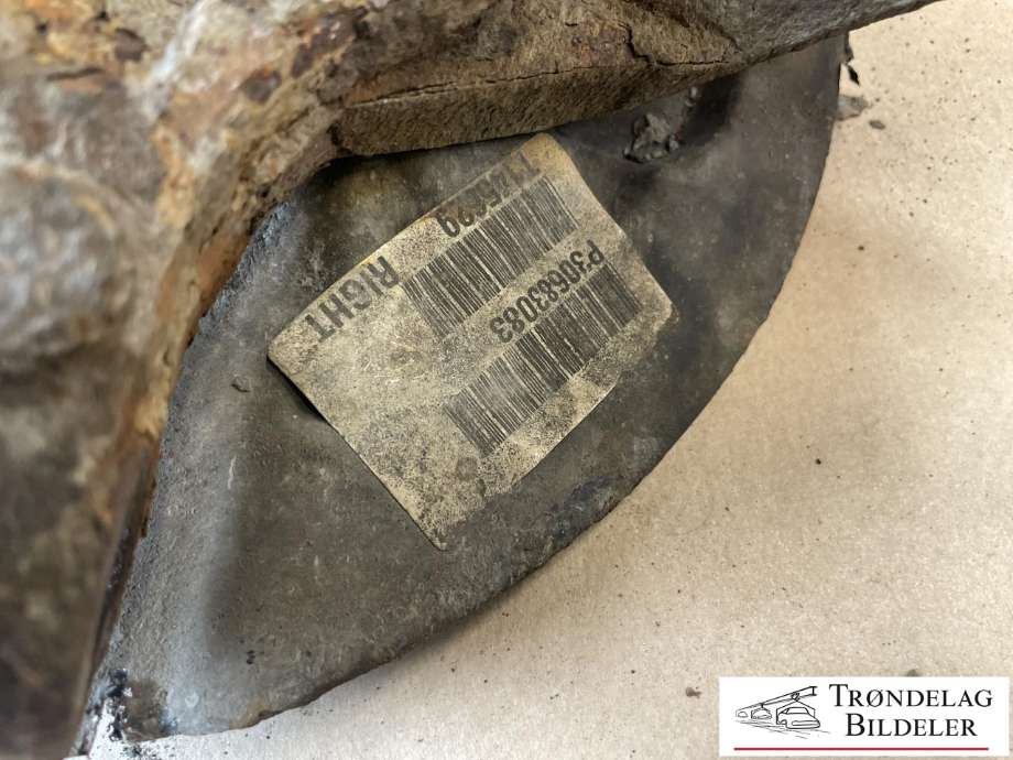 Hjulspindel høyre foran til Volvo XC90 2002-2006 (Type I, Fase 1)  (30760562|30639875|)