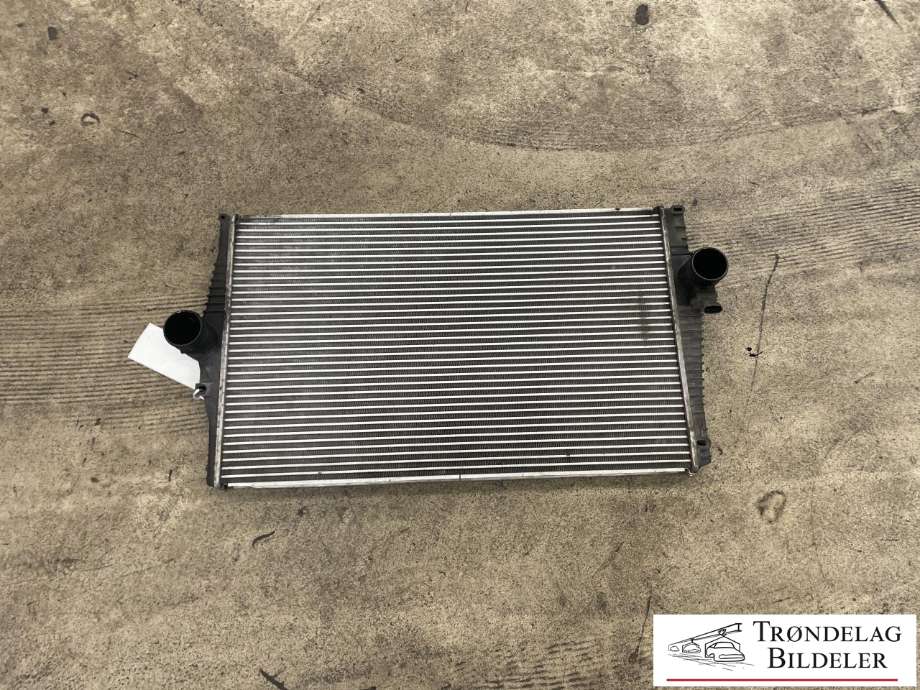 Intercooler til Volvo XC90 2002-2006 (Type I, Fase 1)  (31274553|)