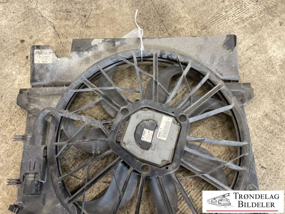 Kjølevifte elektrisk til Volvo XC90 2002-2006 (Type I, Fase 1)  (31368075|30680005|)