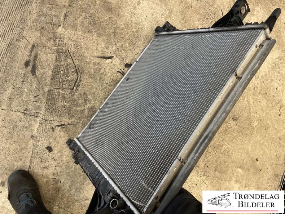 Radiator (automat gir) til Volvo XC90 2002-2006 (Type I, Fase 1)  (31293550|)