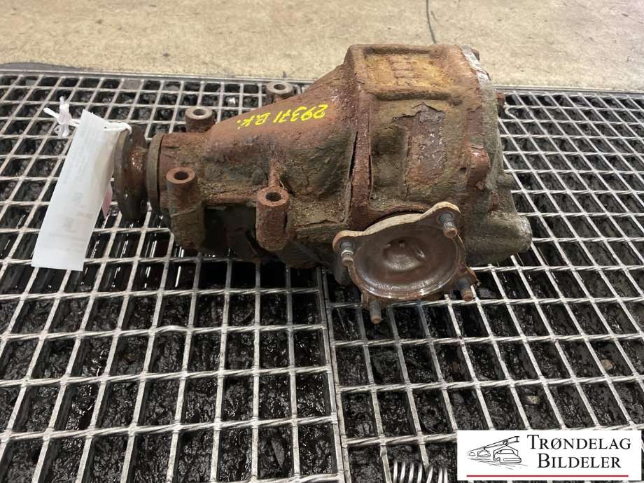 Kardang klokke bak til Toyota Hiace 1996-2001 (Fase 1) (4111026230|)
