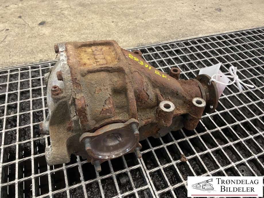 Kardang klokke bak til Toyota Hiace 1996-2001 (Fase 1) (4111026230|)