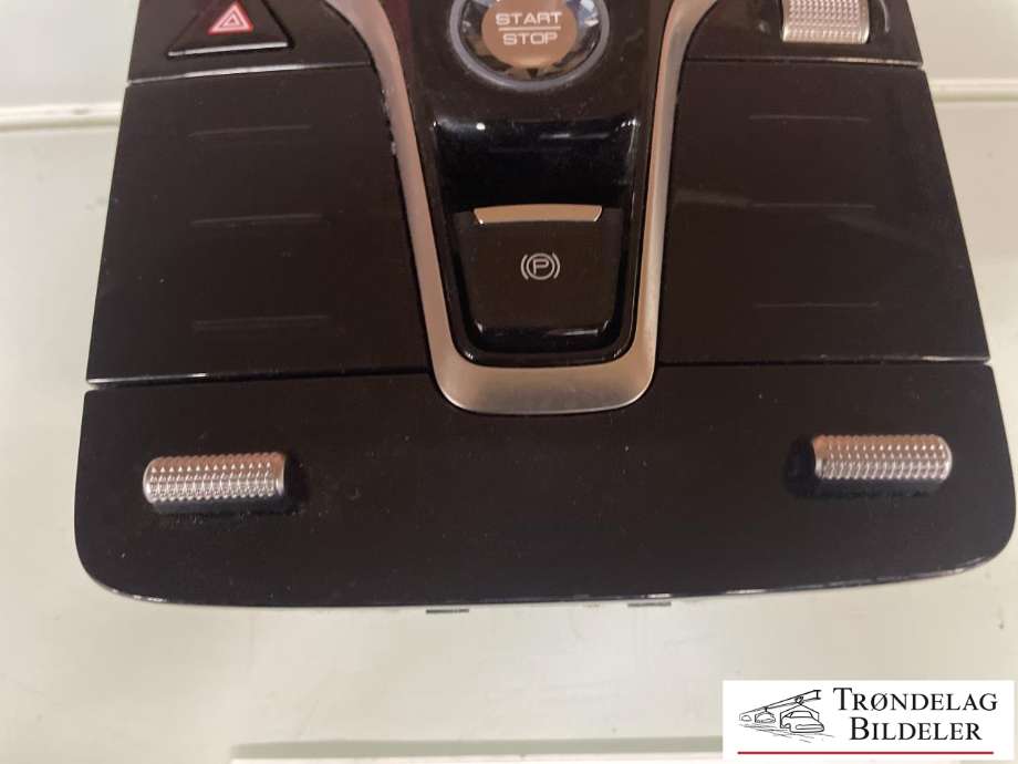 Bryter diverse til BYD Tang 2020-->>  (TA-1703040J-Y1E3|12712939-00|)