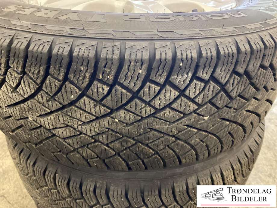Hjulsett aluminium vinter til Honda CR-V 2007-2012 (Type III) (NOKIA HAKKAAPELIITA|225/65-R17 106R/ET50|MØNSTERDYBDE 8MM|PROD 33/24)