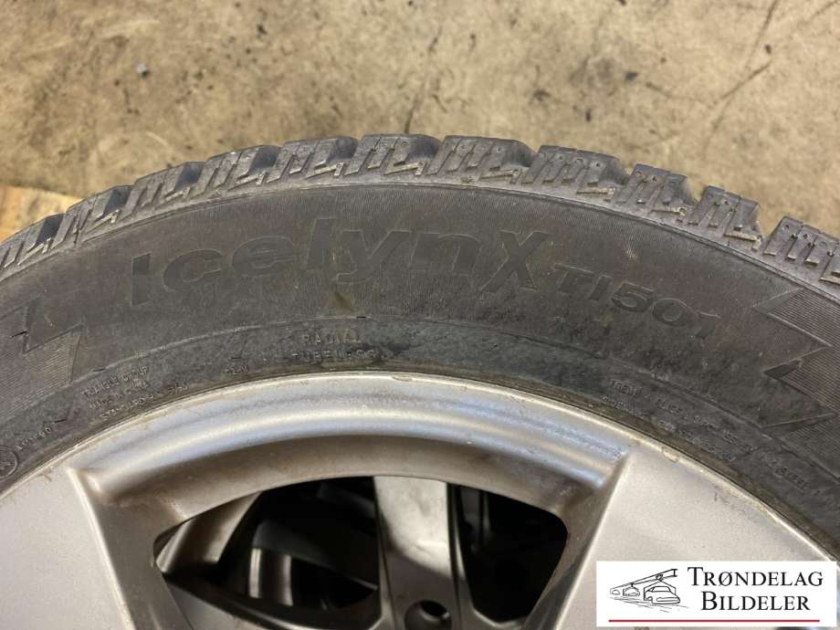 Hjulsett aluminium vinter til Toyota Avensis 2003-2008 (Type II)  (TRIANGLE ICELYNX|255/55-R16 94T/ET38/PIGGDEKK|MØNSTERDYBDE 9MM|PROD 07/24)