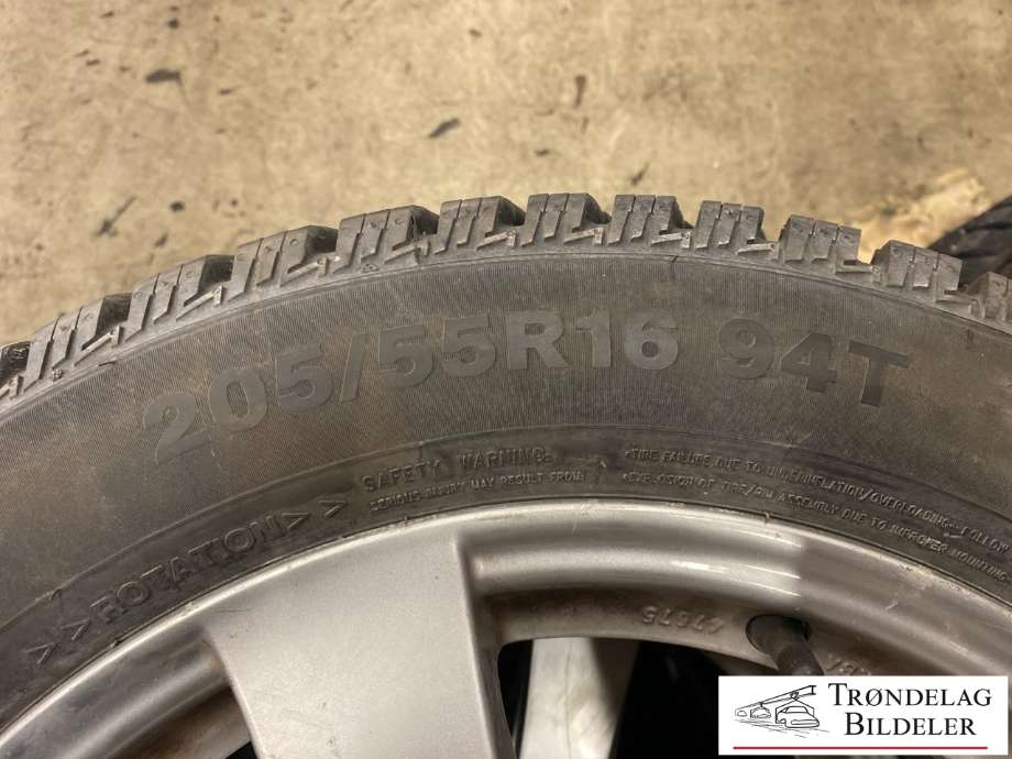 Hjulsett aluminium vinter til Toyota Avensis 2003-2008 (Type II)  (TRIANGLE ICELYNX|255/55-R16 94T/ET38/PIGGDEKK|MØNSTERDYBDE 9MM|PROD 07/24)