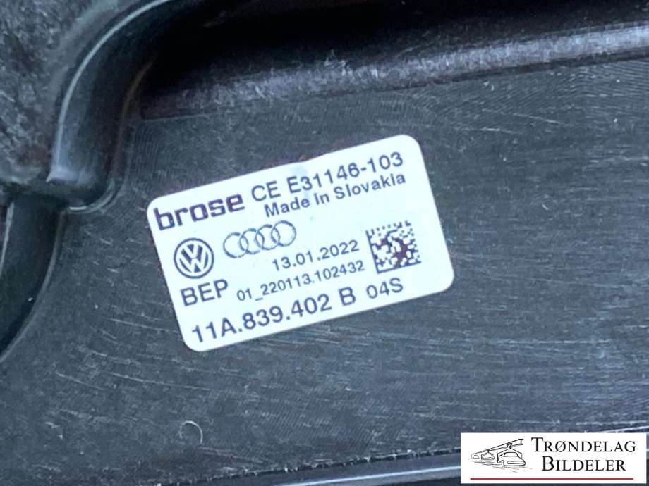 Ruteheis høyre bak til VW ID.4 2020-->> (11A839462B|11A839402B|)