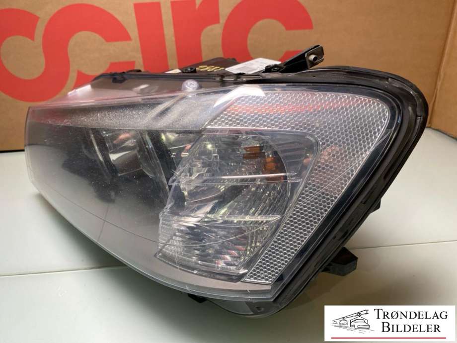 Frontlykt venstre xenon til BMW X3 2010-2017 (F25) (F25) (AL|63 11 7 276 991|63 11 7 356 250|63117217293)