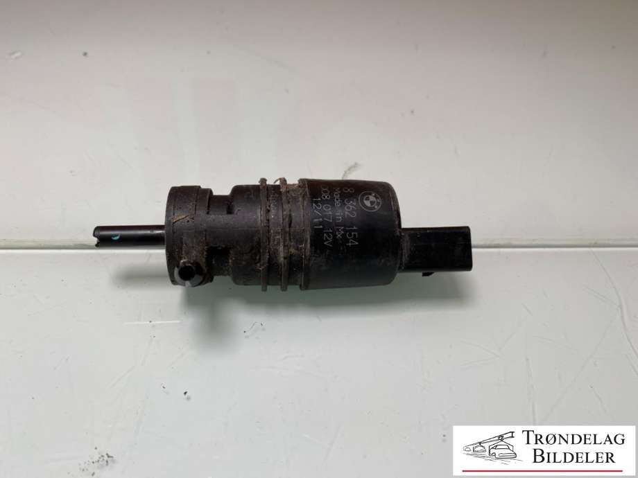 Spylerpumpe bak til BMW X3, 2010-2017 (F25) (F25) (67 12 8 362 154)