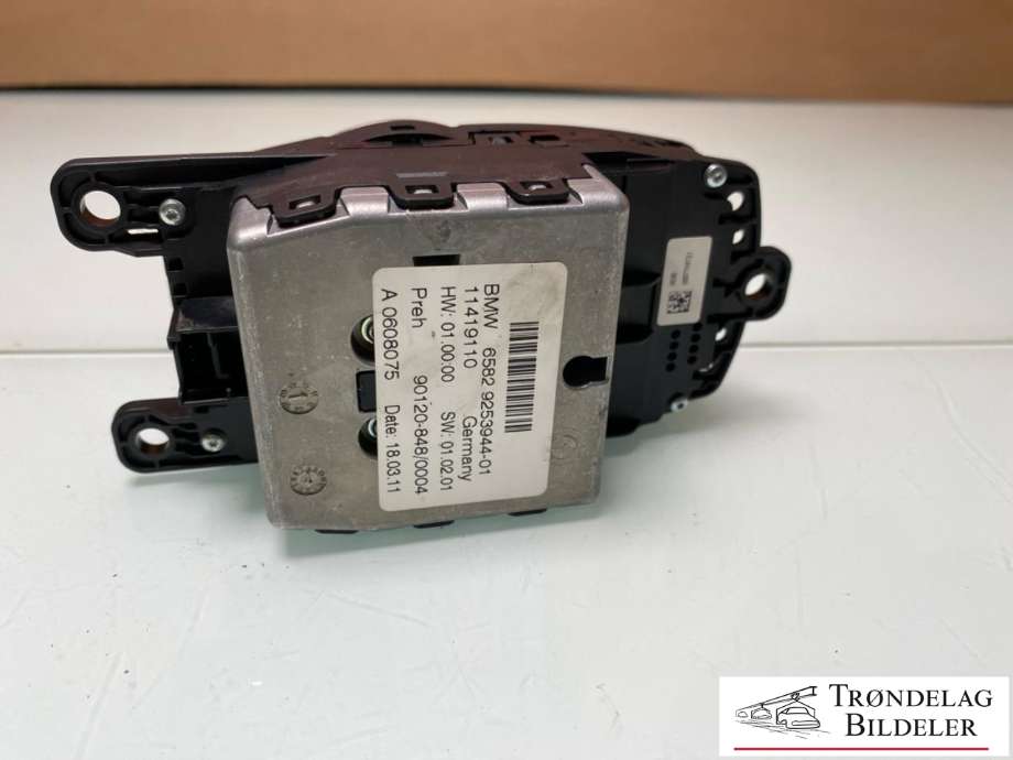 Bilstereo betjeningspanel til BMW X3 2010-2017 (F25) (F25) (65829253944|65829267955|)