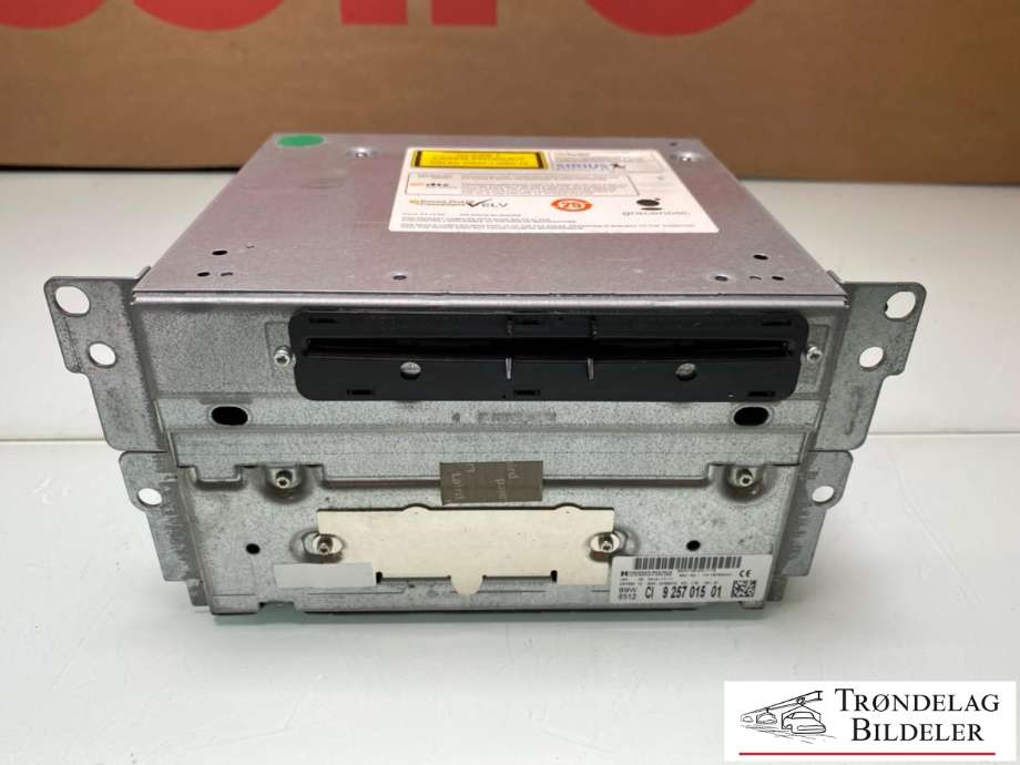 Bilstereo navigasjon til BMW X3 2010-2017 (F25) (F25) (HARMAN/BECKER|65129257015|65 12 9 220 068|65 12 9 293 403)