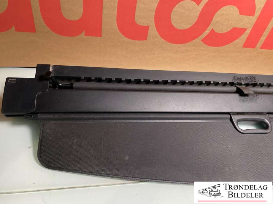 Bagasjerom rollon til BMW X3 2010-2017 (F25) (F25) (51477335263|)